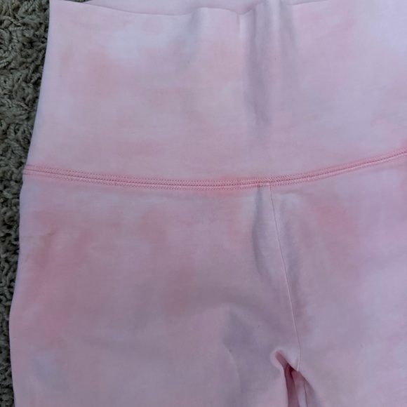 Offline By Aerie Pink Yoga Pants XS Slight Marble Pink Very Soft NWOT - Picture 3 of 4